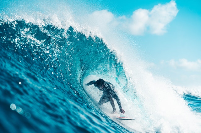 New To Surfing - Top 7 Essential Products For New Surfers
