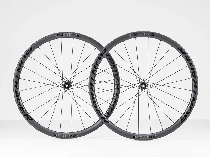 Bontrager Aeolus Pro 3 TLR Disc Carbon Road Wheel in Grey