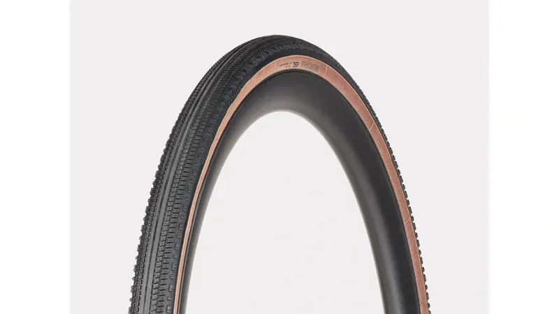 Bontrager Girona RSL GR 700x45c TLR Gravel Tyre in Black/Tan