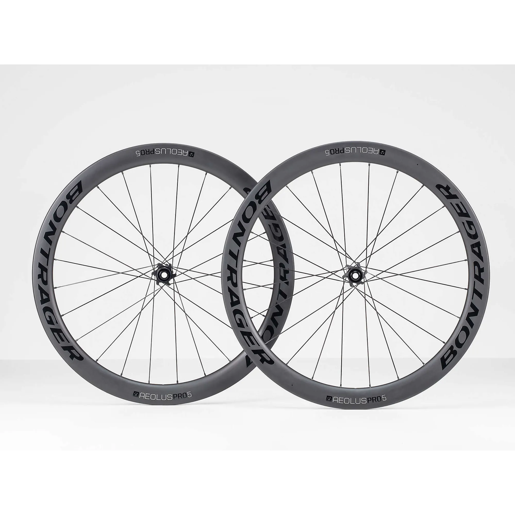 Bontrager Aeolus Pro TLR Disc Carbon Road Wheel in Grey