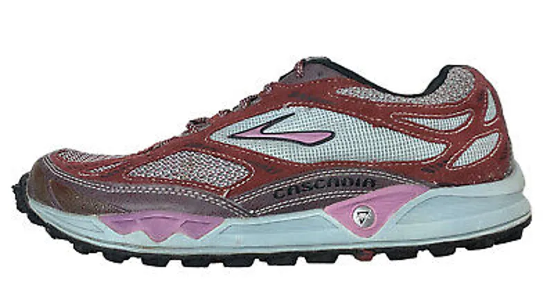 Brooks Women s Cascadia 5 Port Ether Dahlia Shadow Black UK 5