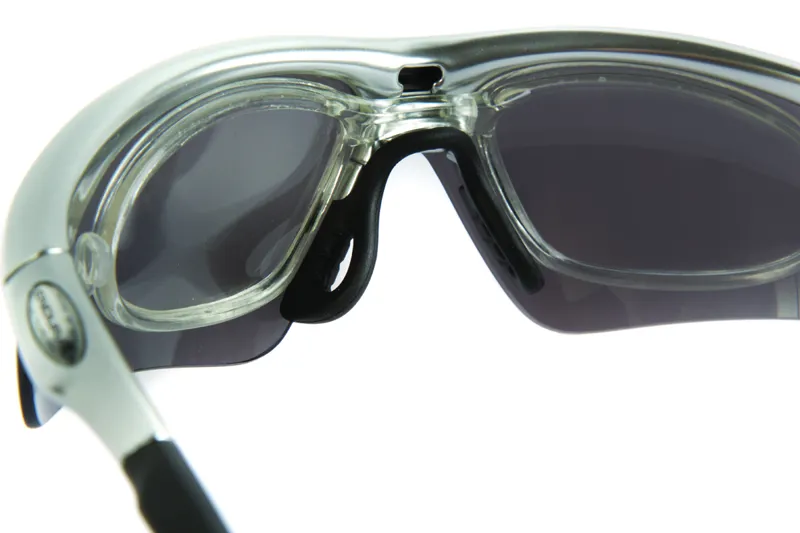 Endura Shark Cycling Glasses in Black-2