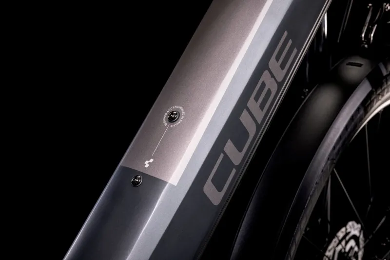 2022 Cube Kathmandu Hybrid One 625 Electric Bike in Grey-3