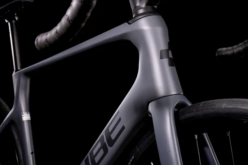 Cube Agree c:62 Pro Road Race Bike in Grey-4