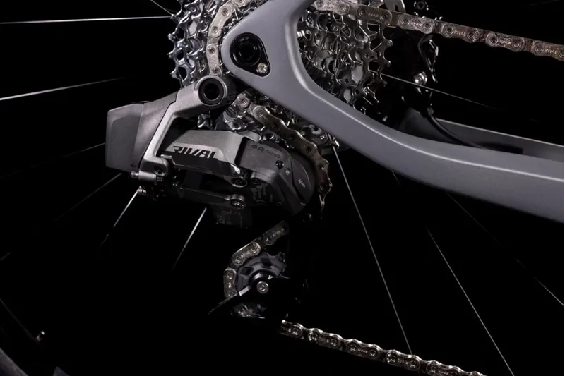 Cube Agree c:62 Pro Road Race Bike in Grey-1