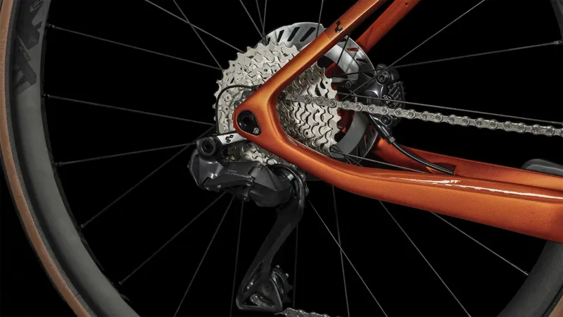 Cube Agree C:62 Race Road Bike in Fireorange/Black-6