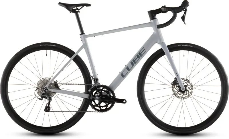 Cube Attain Race Road Bike In Fog Grey/Shift