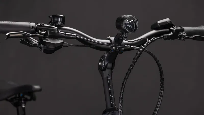 Cube Compact Hybrid 545 E-Hybrid Bike in Royal Green and Black-7