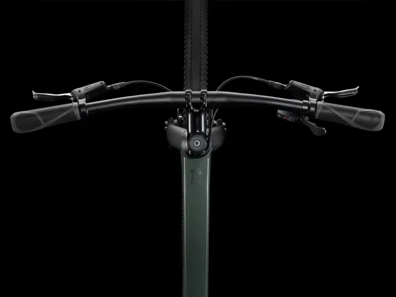 Trek Dual Sport 2 Hybrid Bike in Keswick-4