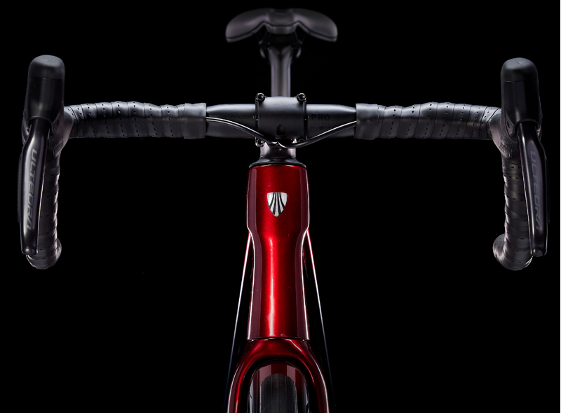 Trek Domane SLR 7 Road Bike in Metallic Red Smoke/Blue Smoke Fade-4