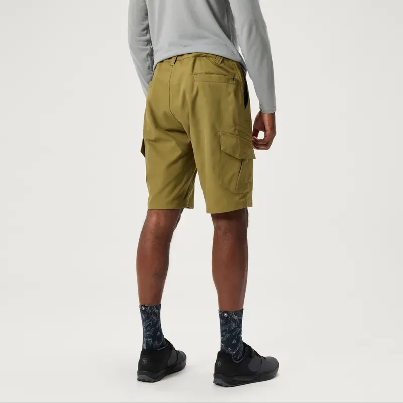 Endura Loop Cargo Short With Liner in Bronze-9