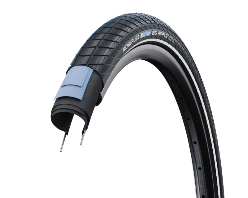 Schwalbe Big Apple 28x2.35-inch/60-622c Tyre in Black/Reflex-1