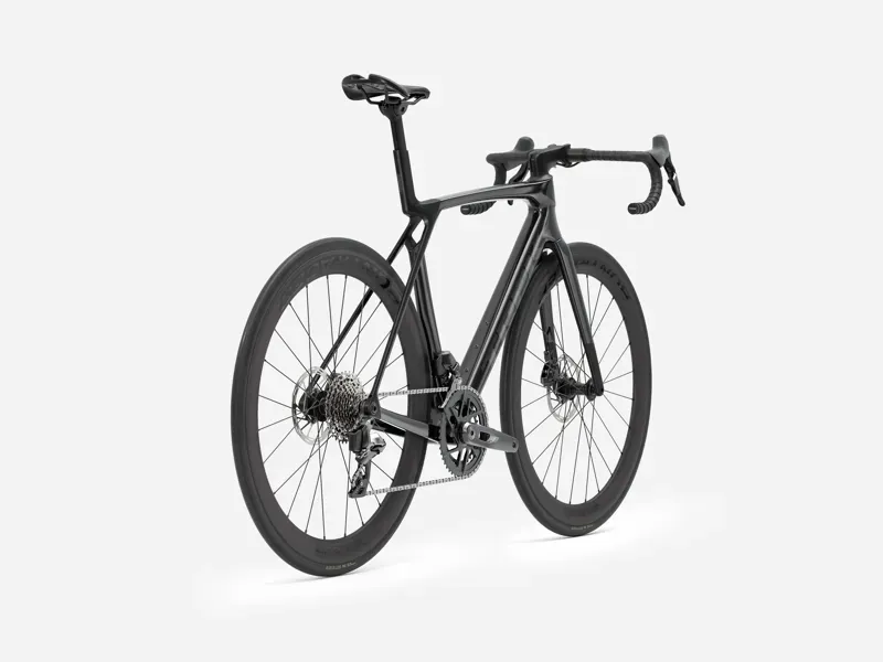 Madone SL 6 AXS-1