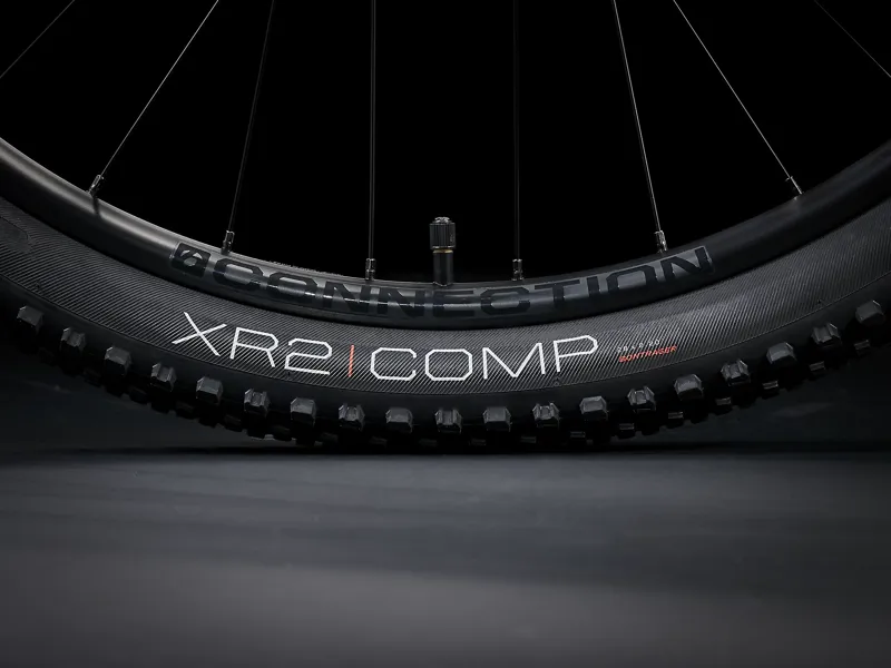 Trek Marlin 6 Mountain Bike in Orange-8