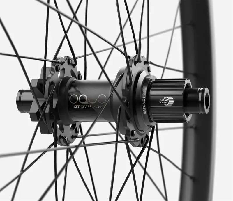 Oquo MC32TEAM MS Rear Wheel in Glitter Grey Matt-1