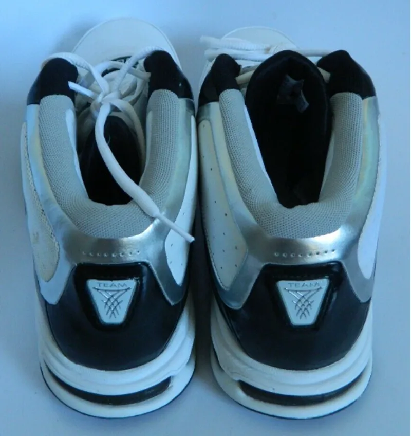 New Balance 902 Shoes - Size UK 7-2