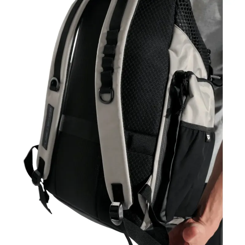 Arena One Go Backpack 45L Ice-9