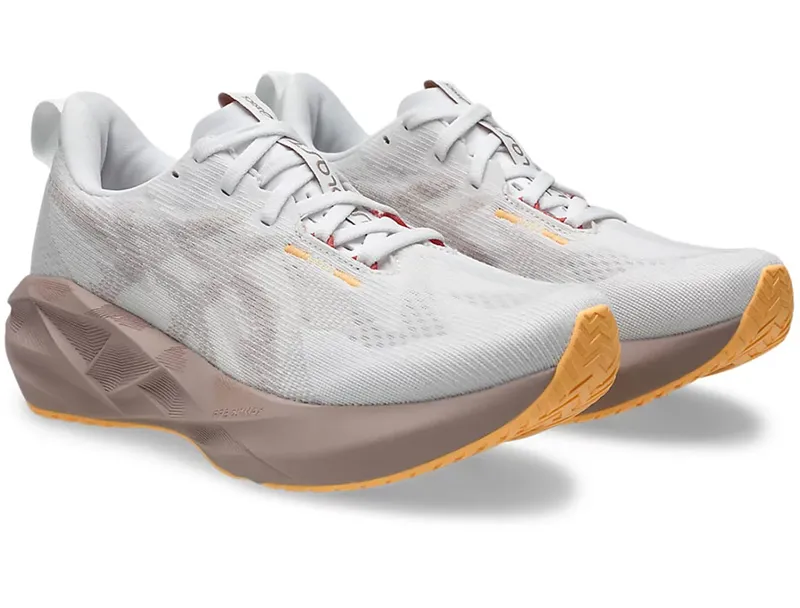 Asics Women's Novablast 5 White/Fawn-2