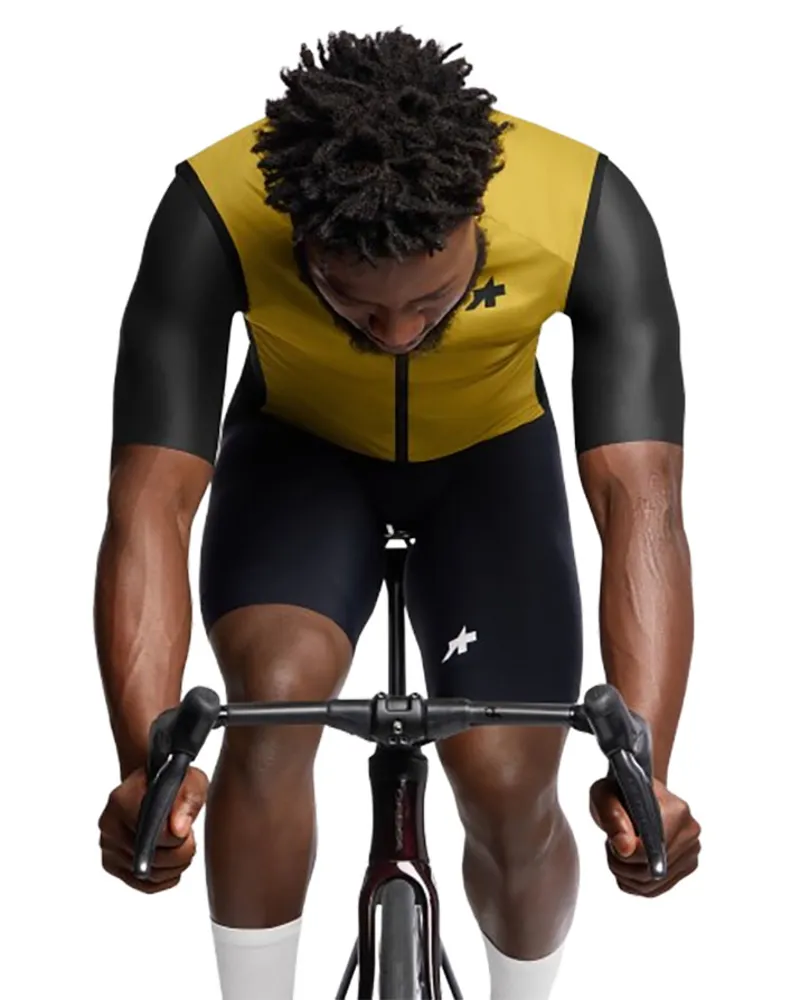 Assos Men's Mille GT Wind Vest S11 Golden Yellow-7