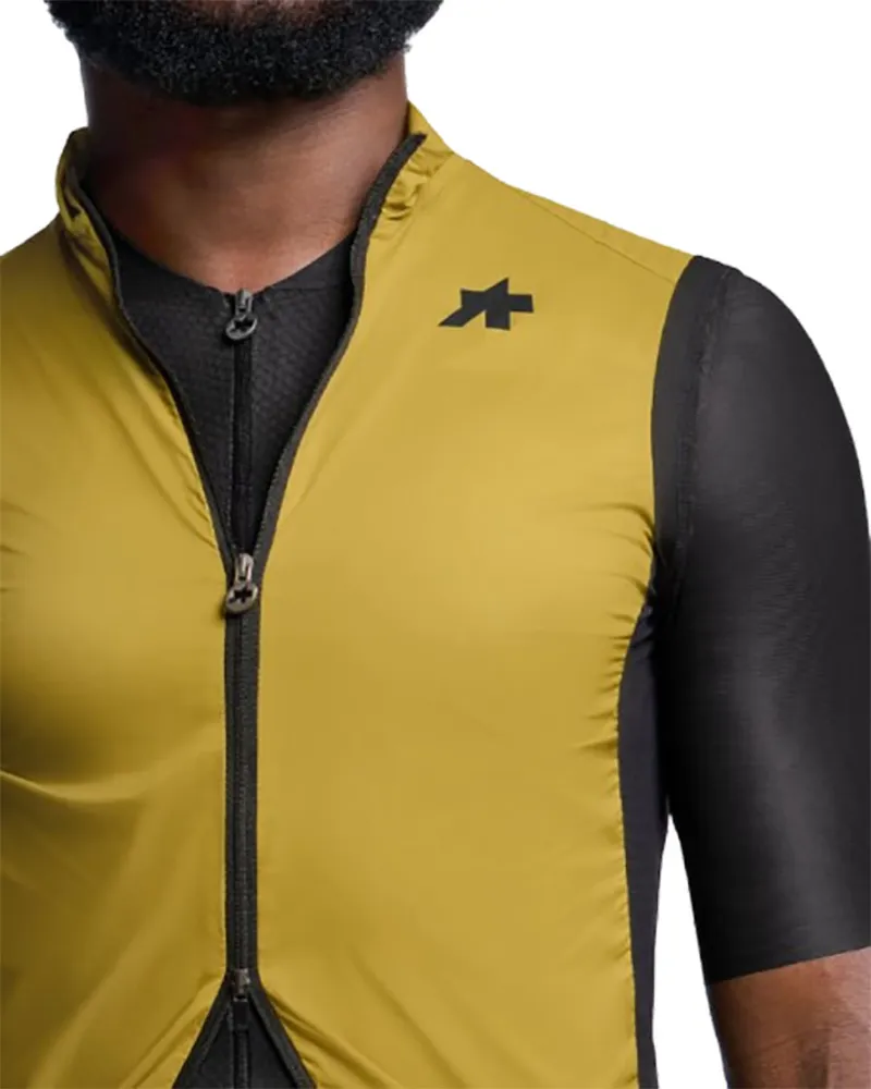 Assos Men's Mille GT Wind Vest S11 Golden Yellow-6