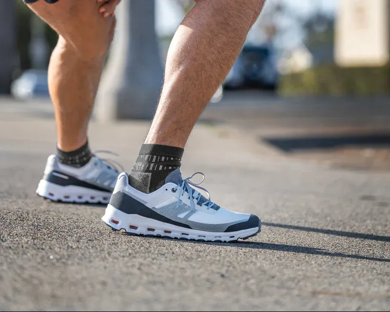 Balega Blister Resist Quarter Socks Midnight Plum-8