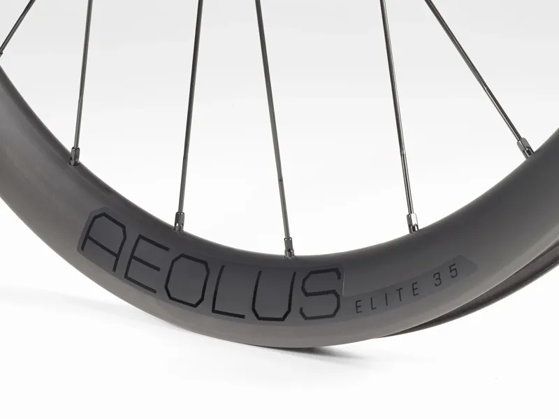 Bontrager Aeolus Elite 35 TLR Disc Road Wheel-1