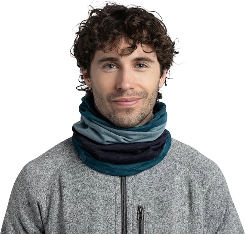 Buff Merino Move Multifunctional Neckwear Block Teal-2