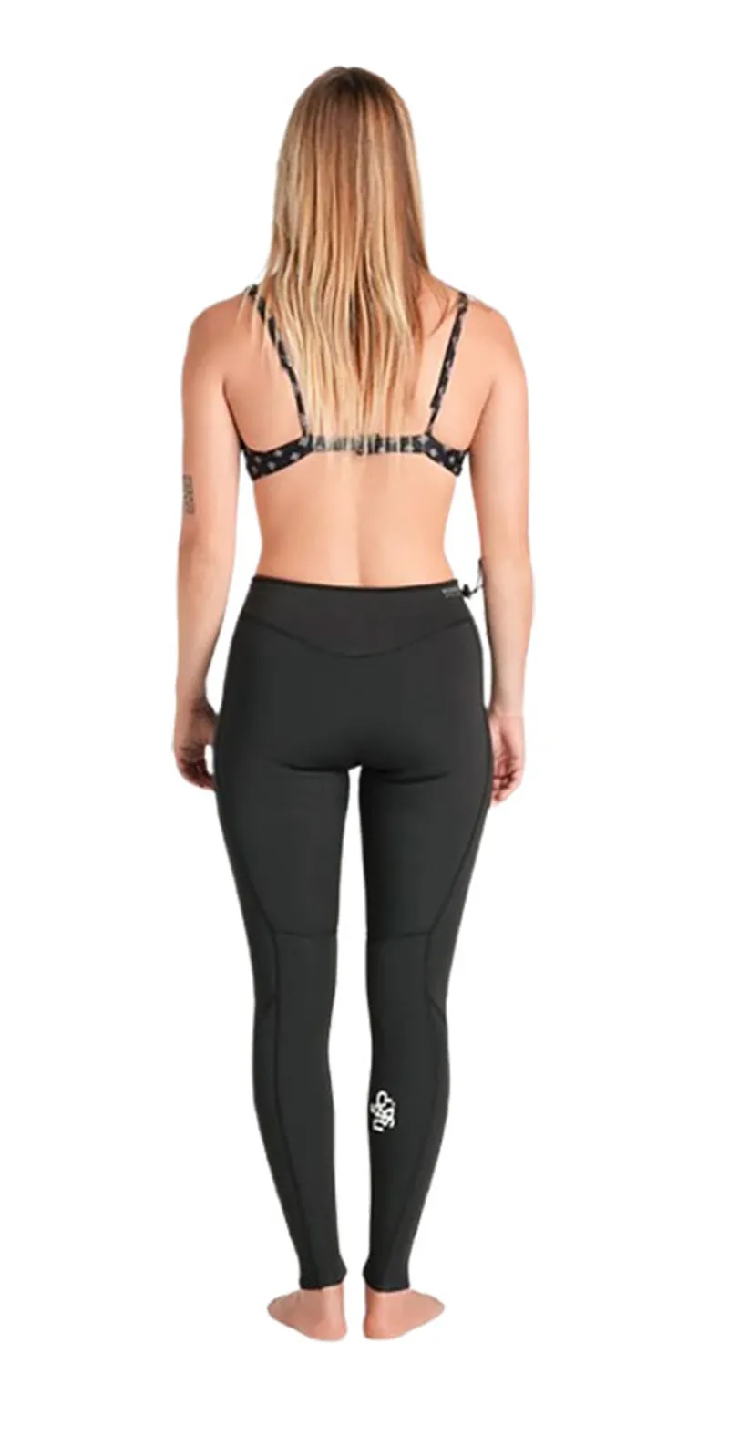 C-Skins Women's NuWave Solace Lite 1.5mm FL 3/4 Leggings Black/Black/White-3