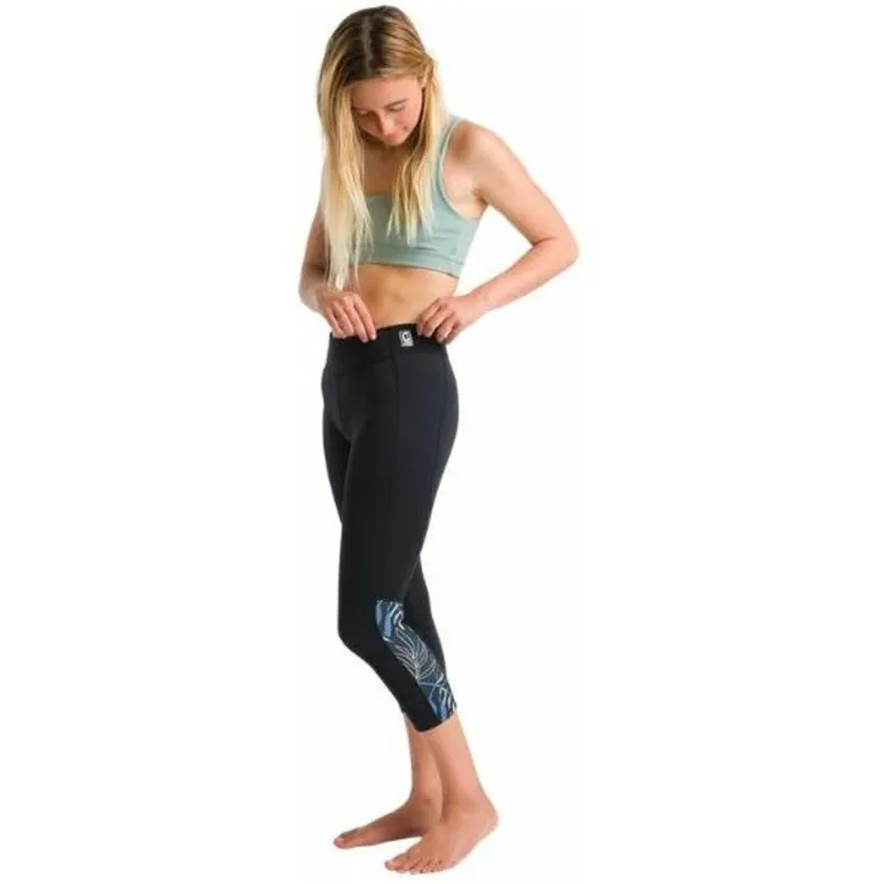 C-Skins Women's Solace Flatlock 3/4 Leggings Raven Black/Tropical-2
