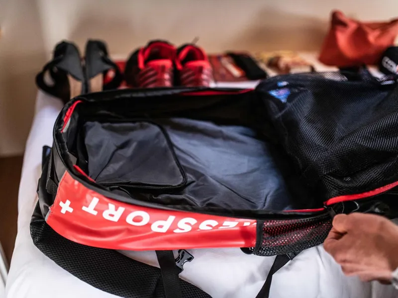 Compressport GlobeRacer Bag 35L Black/Red-5