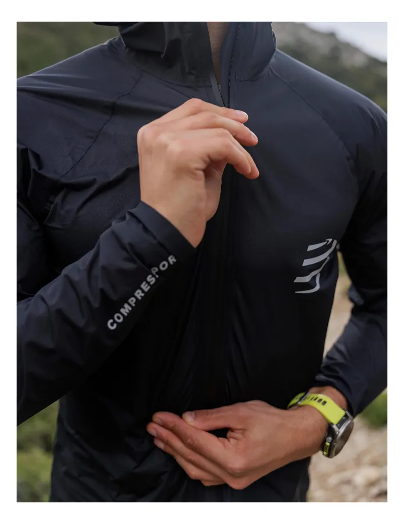 Compressport Hurricane Waterproof Jacket Black-7