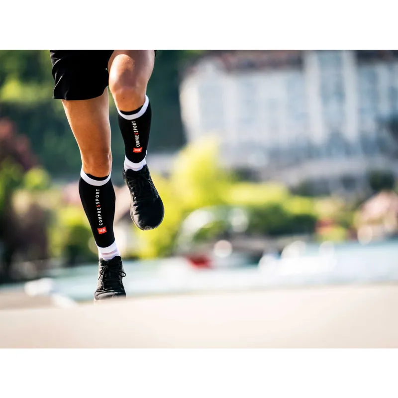 Compressport R2 3.0 Compression Calf Sleeves Black/White-2