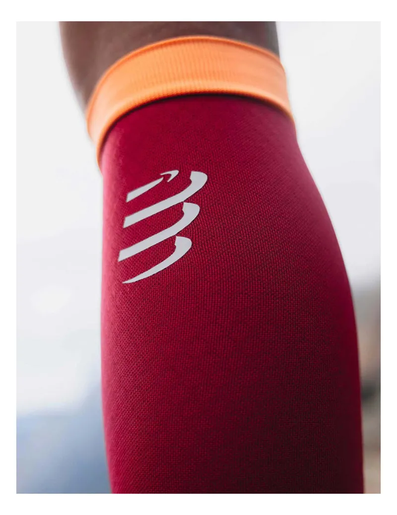 Compressport R2 3.0 Compression Calf Sleeves Persian Red/Blazing Orange-4