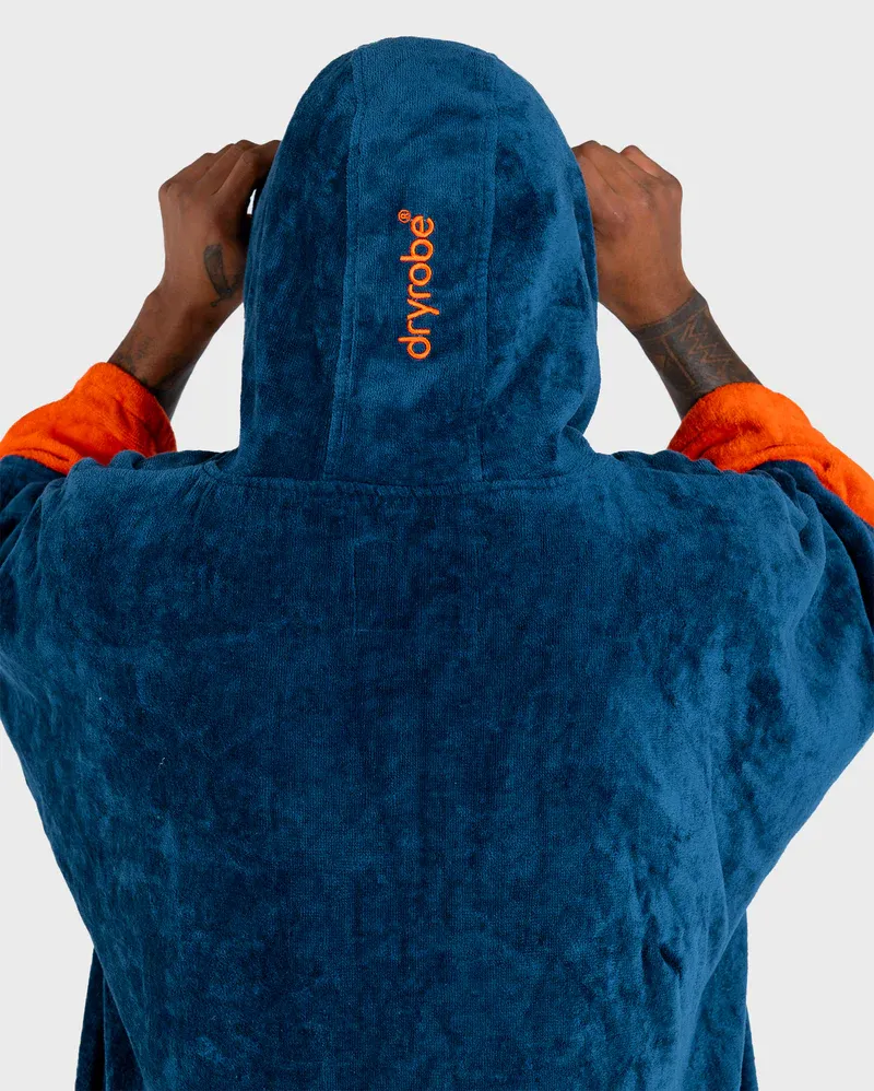 Dryrobe Full-Zip Organic Towel Changing Robe Deep Sea Blue-10