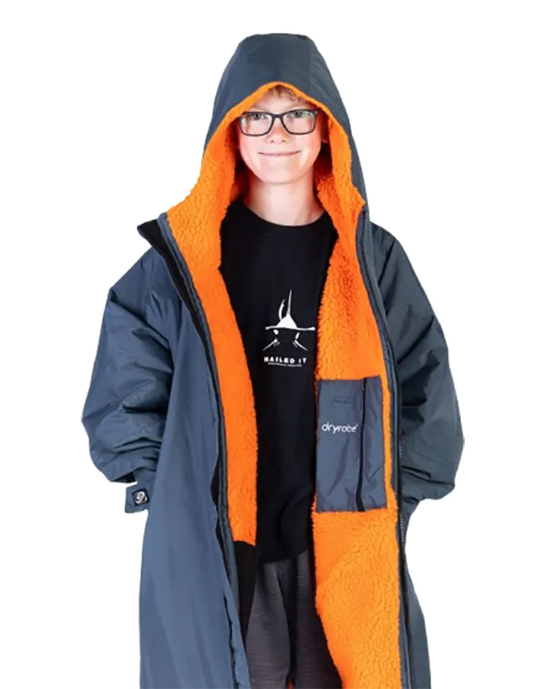 Dryrobe Advance Kids L/S Changing Robe 10-13 Dark Grey/Orange-2