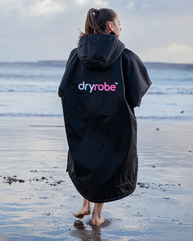 Dryrobe Kids L/S Advance Changing Robe V3 5-9 Black/Pink-3