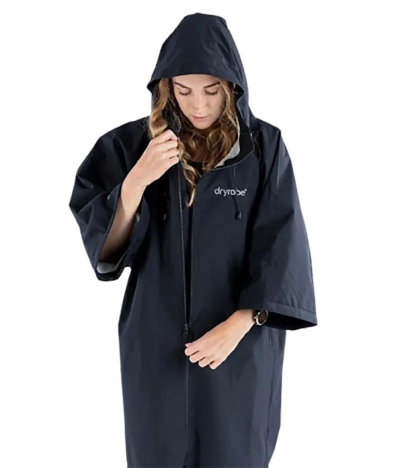 Dryrobe Lite Short Sleeve Changing Robe Black Grey L-5