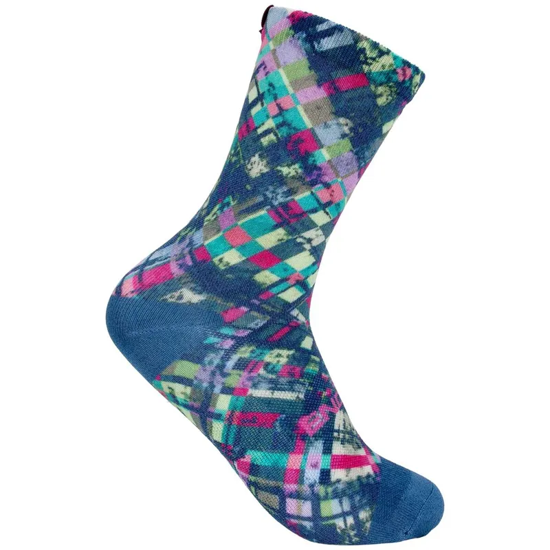 Endura PATCHWORK LTD Print Sock Barra Blue-2