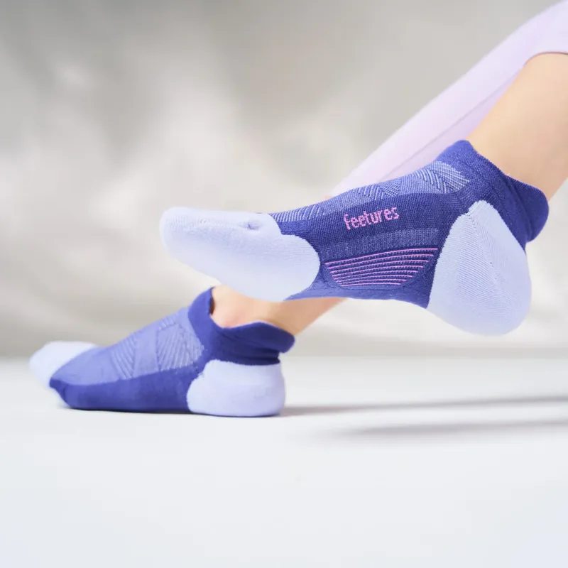 Feetures Elite Max Cushion No Show Tab Socks Future Dust-6