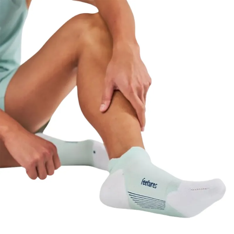 Feetures Elite Max Cushion No Show Tab Socks Supine Sage-2