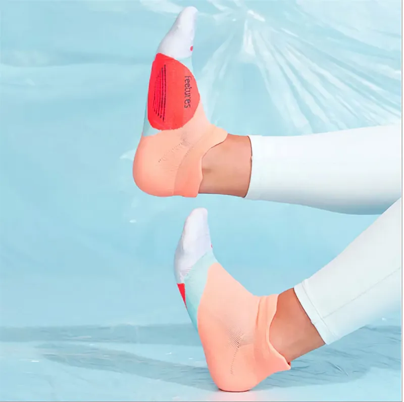 Feetures Elite Ultra Light Cushion No Show Tab Vibrant Reef-6