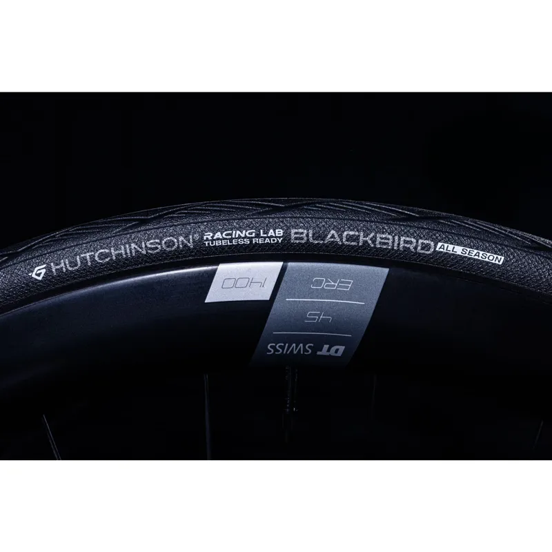 Hutchinson Blackbird Allseason TLR Hookless 28 C Black-9