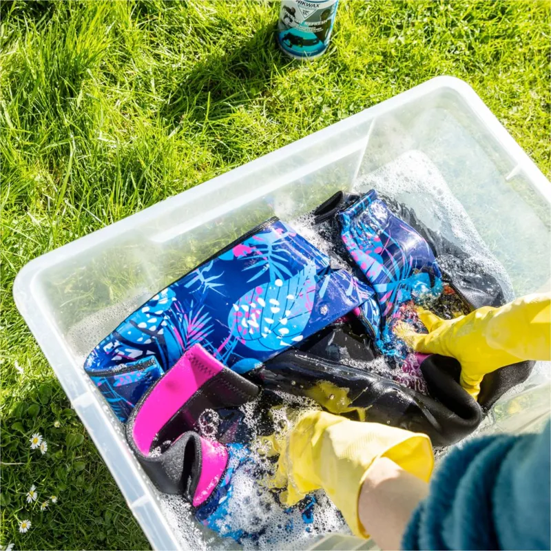 Nikwax Wetsuit Refresh Wash-In 1 litre-5