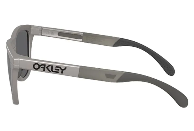 Oakley Frogskins Range Sunglasses Titanium Prizm Black Polarized-2
