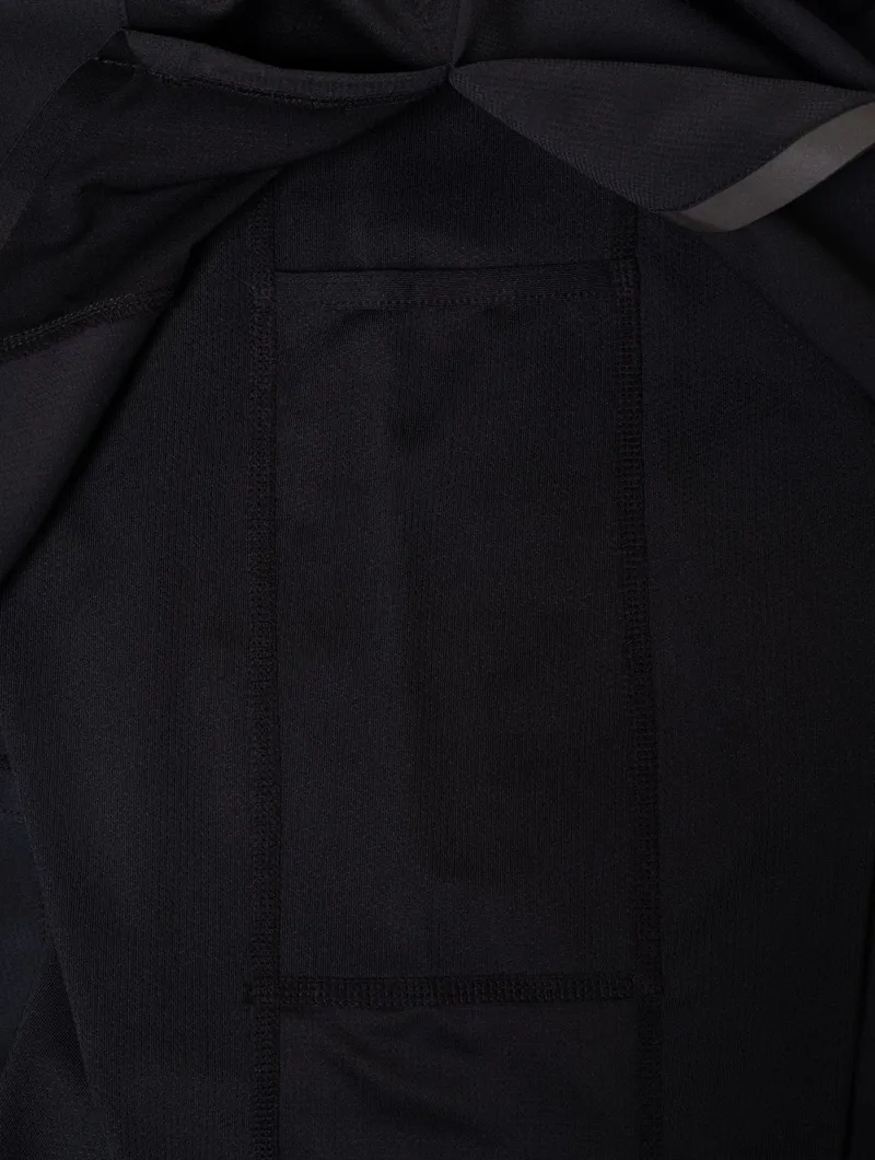 Ronhill Men's Tech 7 inch Twin Short All Black-8