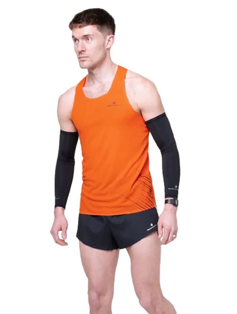 Ronhill Men's Tech Race Vest Ronhill Red/Black-2