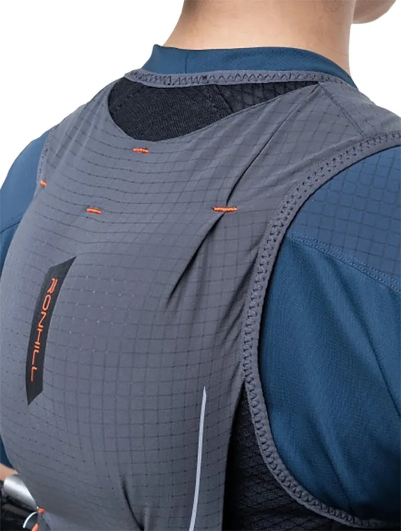 Ronhill Solus 5L Black/Ronhill Red-8