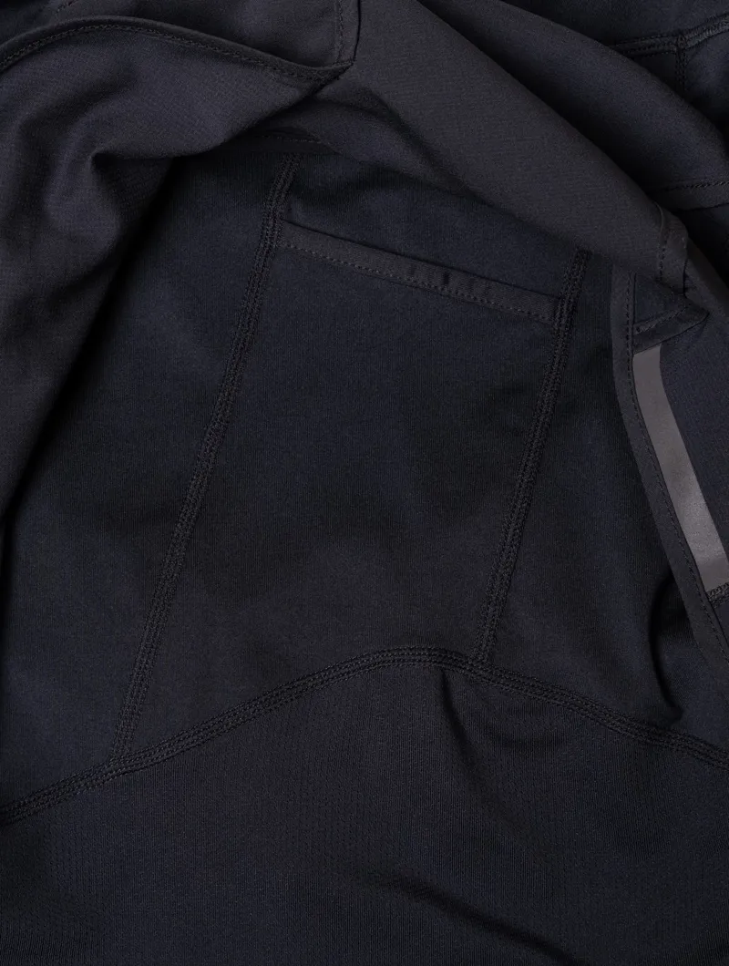 Ronhill Women's Tech 4.5 inch Twin Short All Black-7