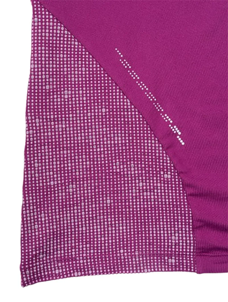 Ronhill Women's Tech Reflect 1/2 Zip Blackcurrant/Reflect-11