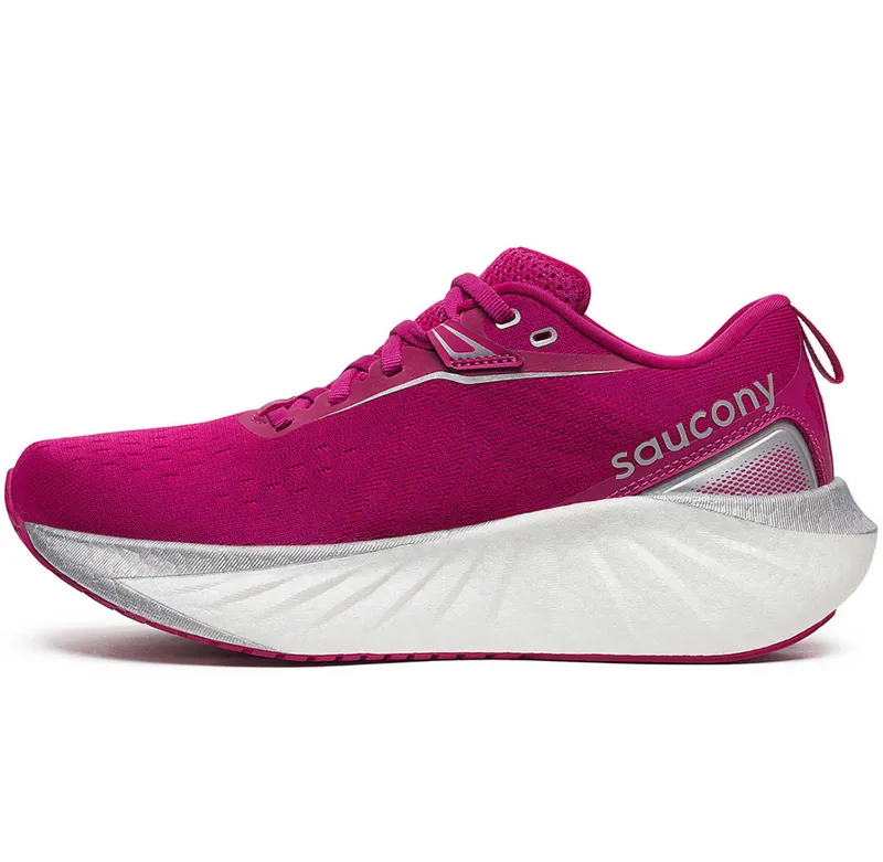Saucony Women's Triumph 22 Magenta-1